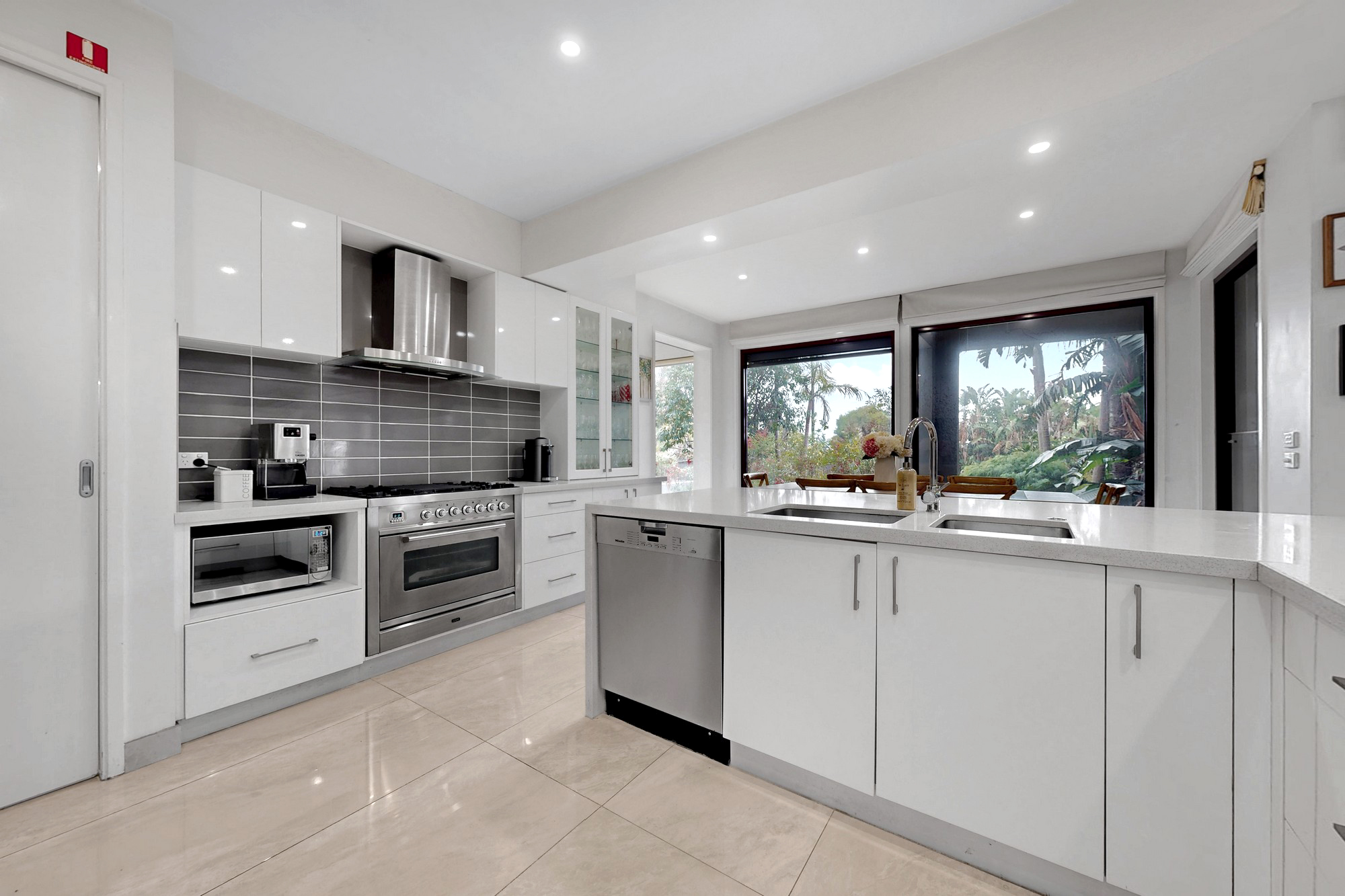 47 Old Mornington Road, Mount Eliza For Lease by Abode Peninsula - image 4