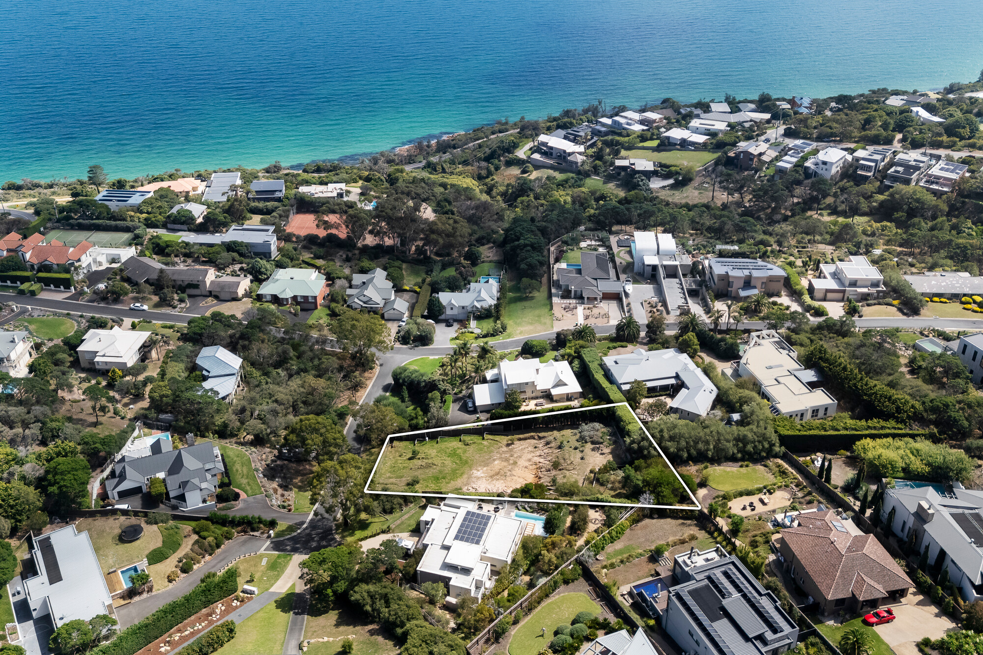 2 Carool Court, Mount Martha For Sale by Abode Peninsula