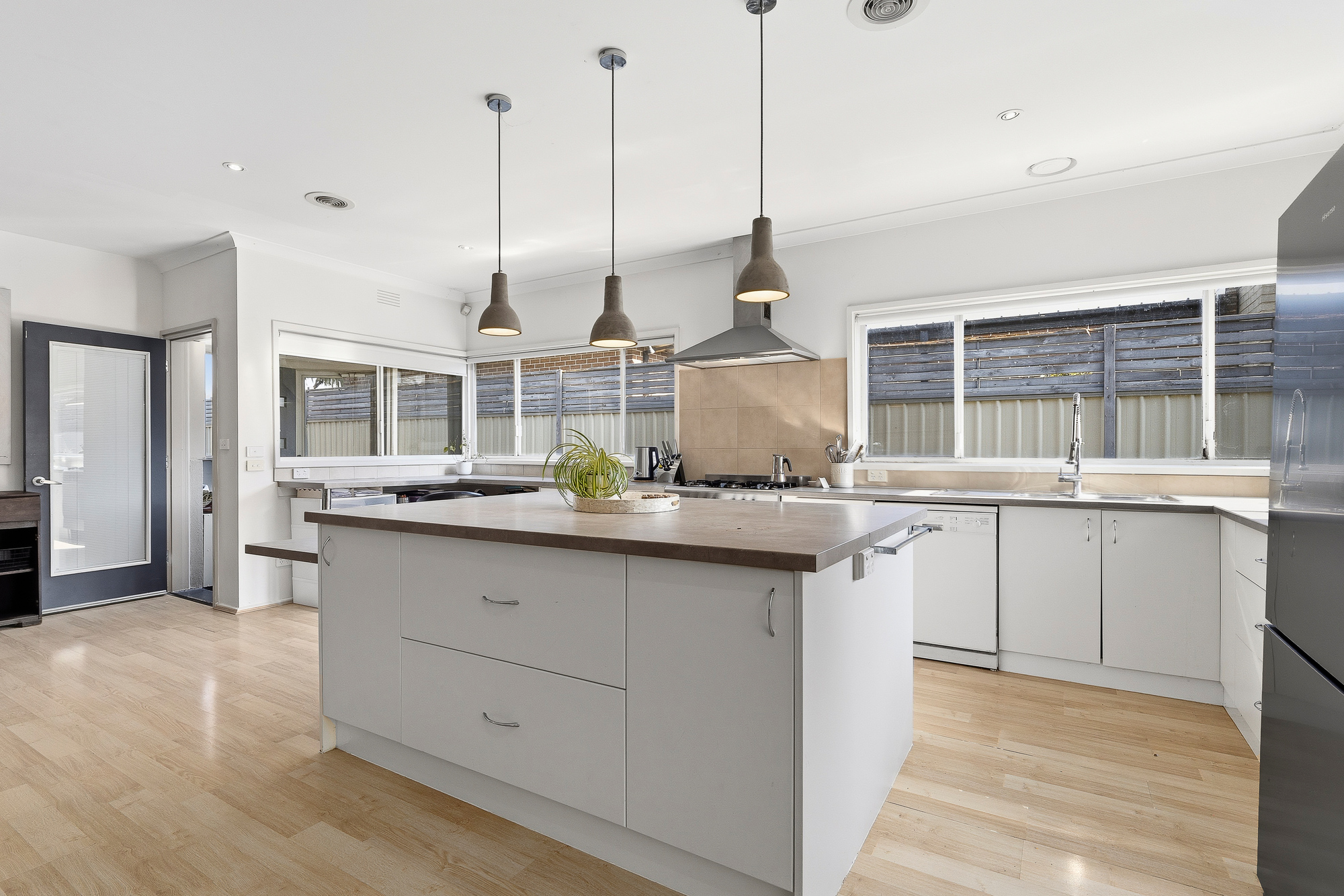484 Eastbourne Road, Capel Sound For Sale by Abode Peninsula - image 2