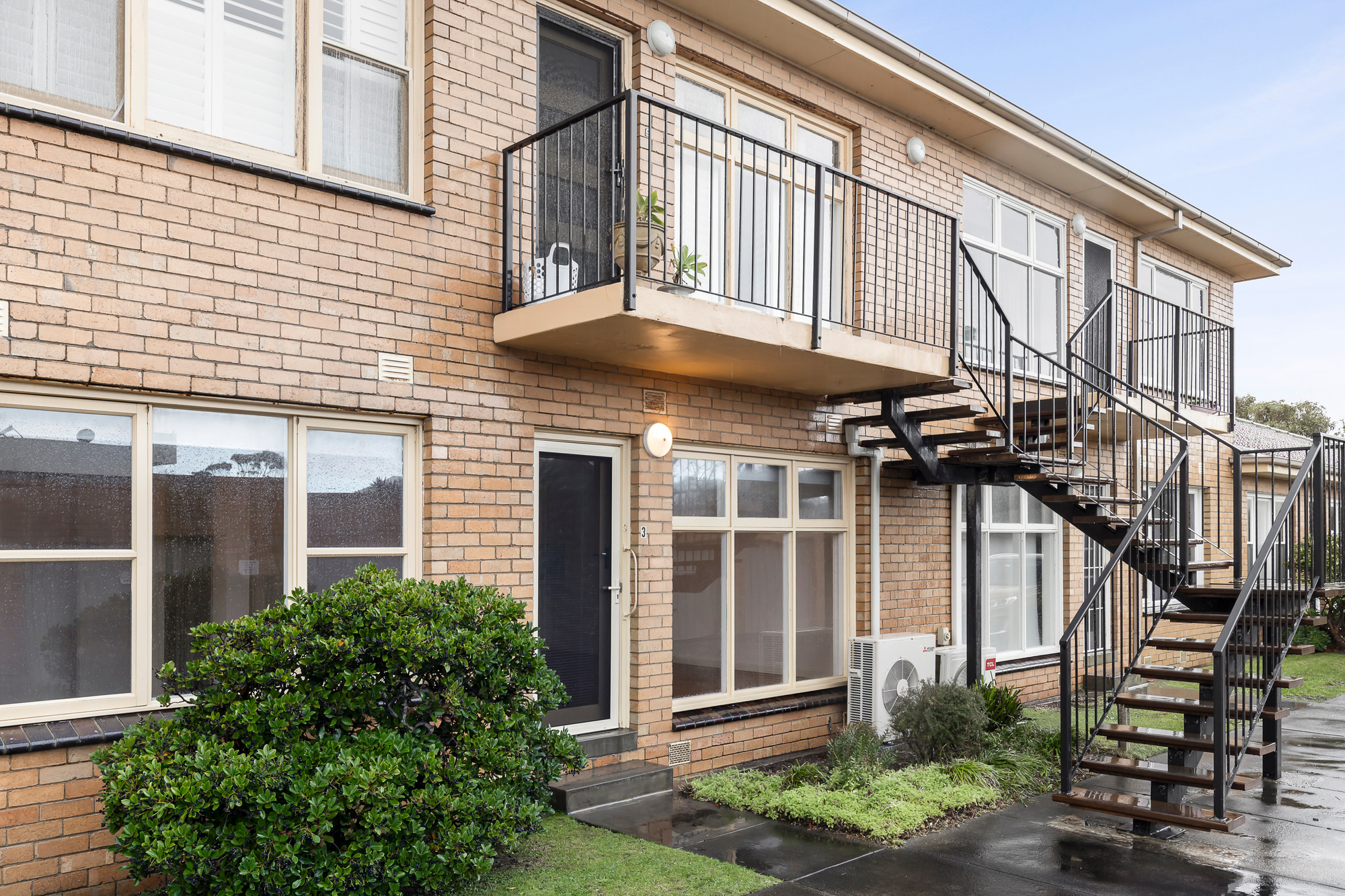 3/5 Barkly Street, Mornington For Sale by Abode Peninsula - image 2