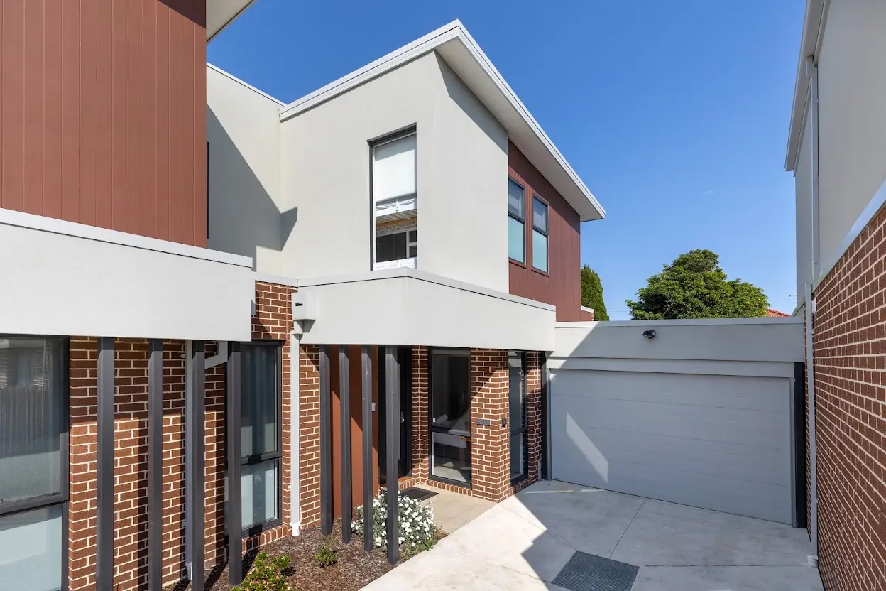3/35 Hope Street, Rosebud For Sale by Abode Peninsula - image 1