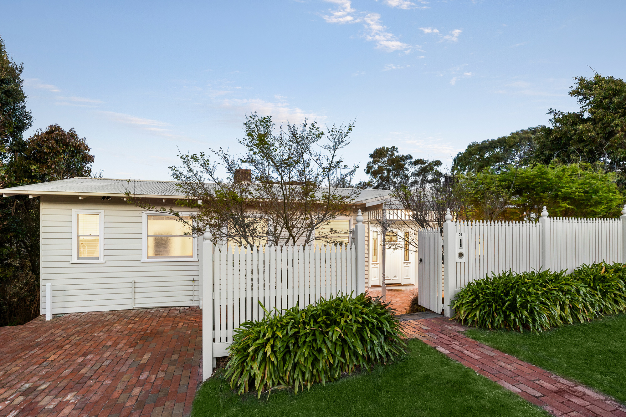 21 Plummer Avenue, Frankston South For Sale by Abode Peninsula - image 1