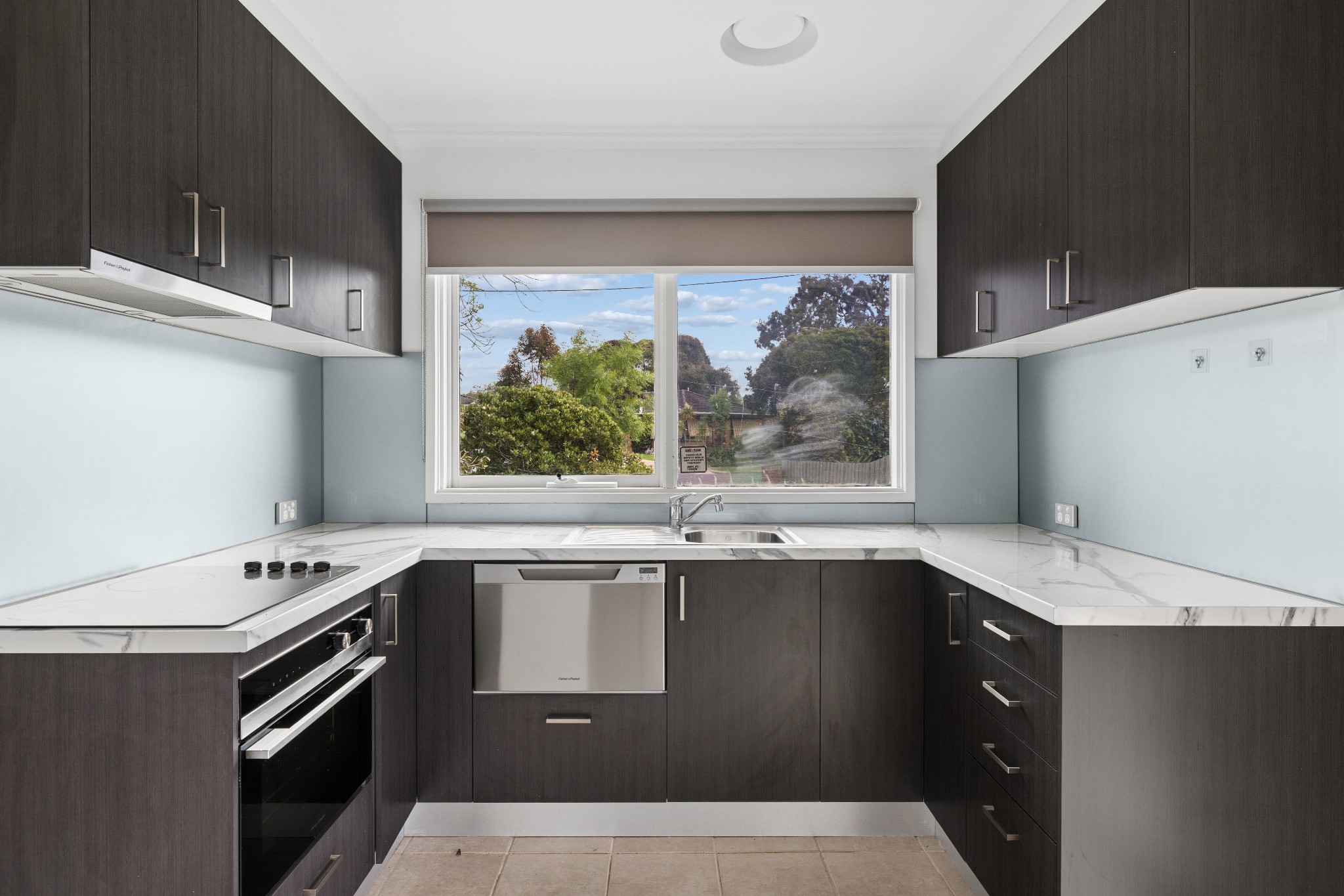 1/6 Pitt Street, Mornington For Sale by Abode Peninsula - image 2