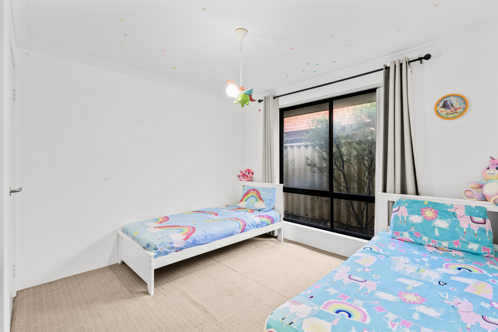 3x2 House for  at BUTLER