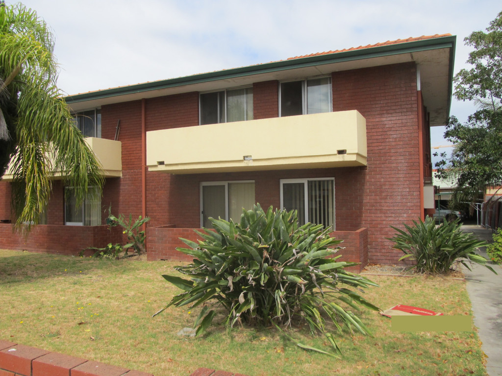2x1 Apartment for  at WEST LEEDERVILLE