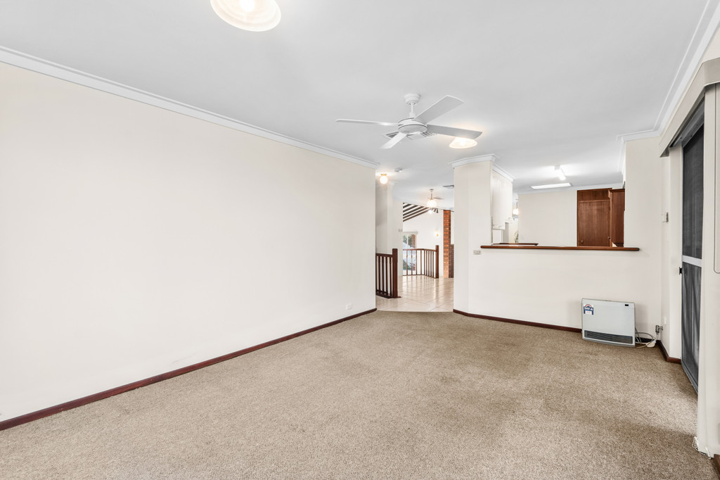 4x2 House for  at COMO