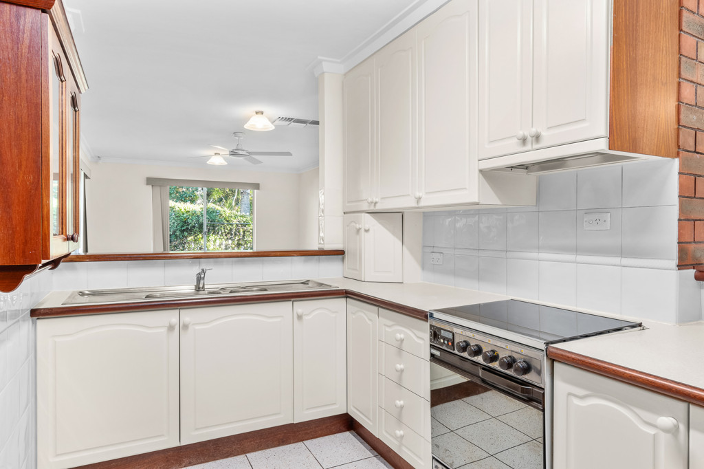 4x2 House for  at COMO