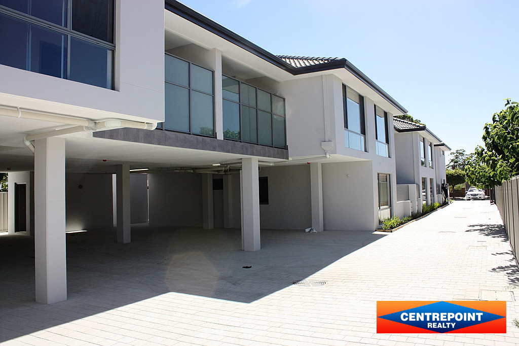 2x2 Apartment for  at MIDLAND