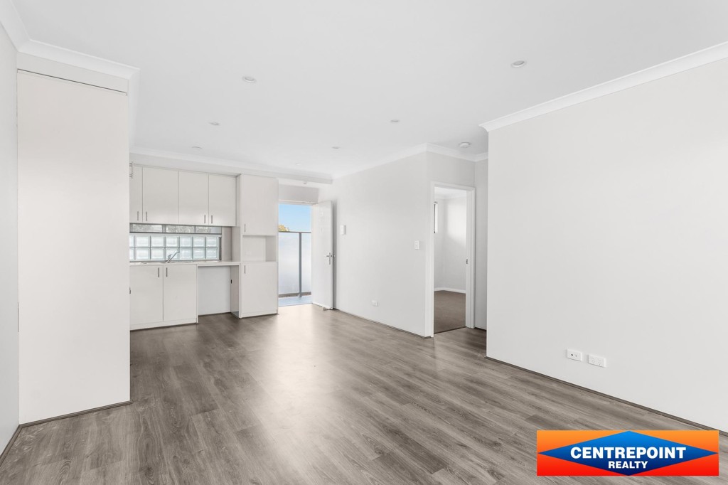 2x2 Apartment for  at CLOVERDALE