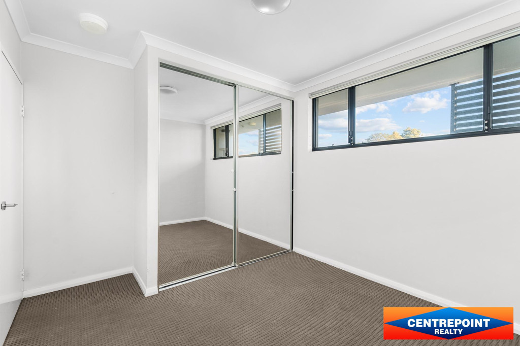 2x2 Apartment for  at CLOVERDALE