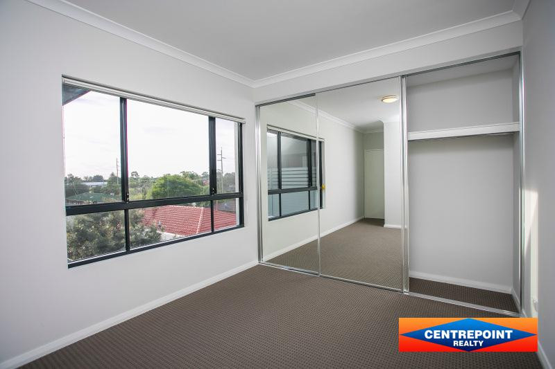 2x2 Apartment for  at CLOVERDALE