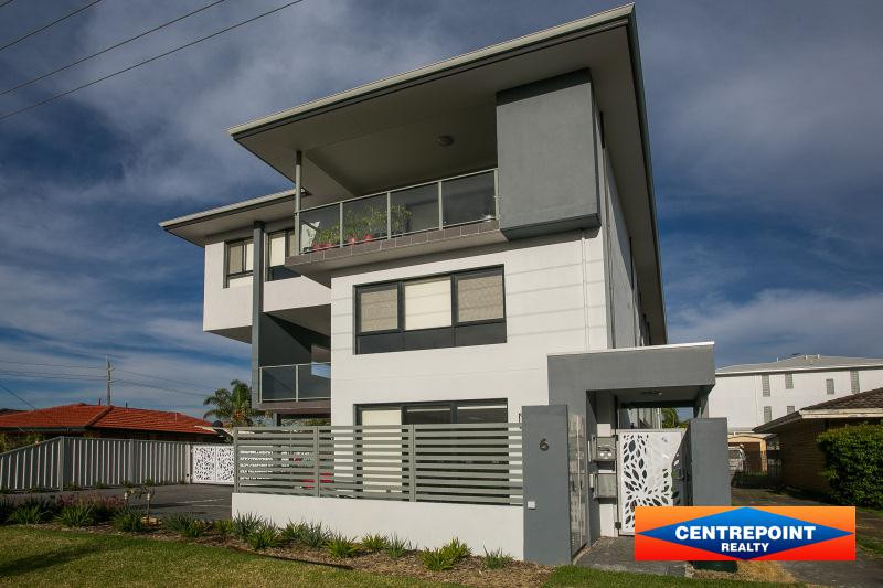 2x2 Apartment for  at CLOVERDALE