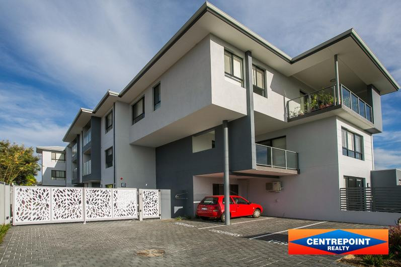 2x2 Apartment for  at CLOVERDALE