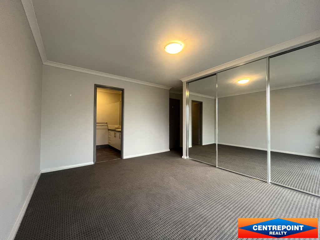 2x2 Apartment for  at MIDLAND