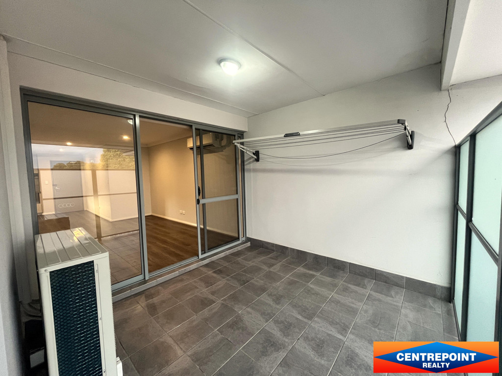 2x2 Apartment for  at MIDLAND