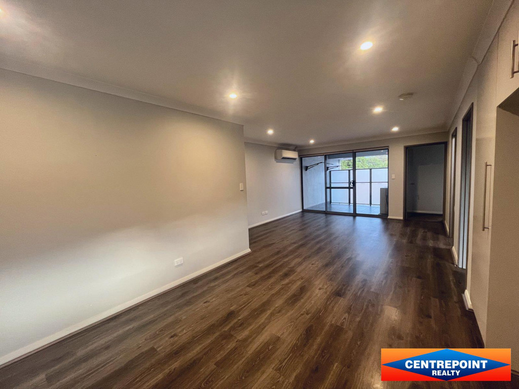 2x2 Apartment for  at MIDLAND
