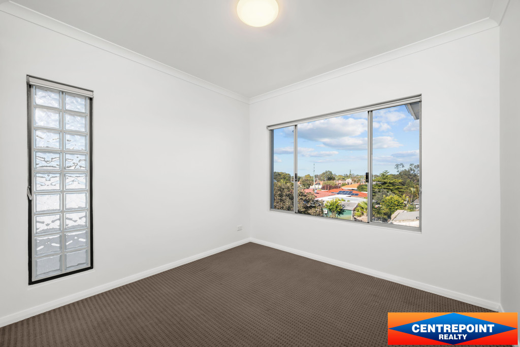 2x2 Apartment for  at CLOVERDALE