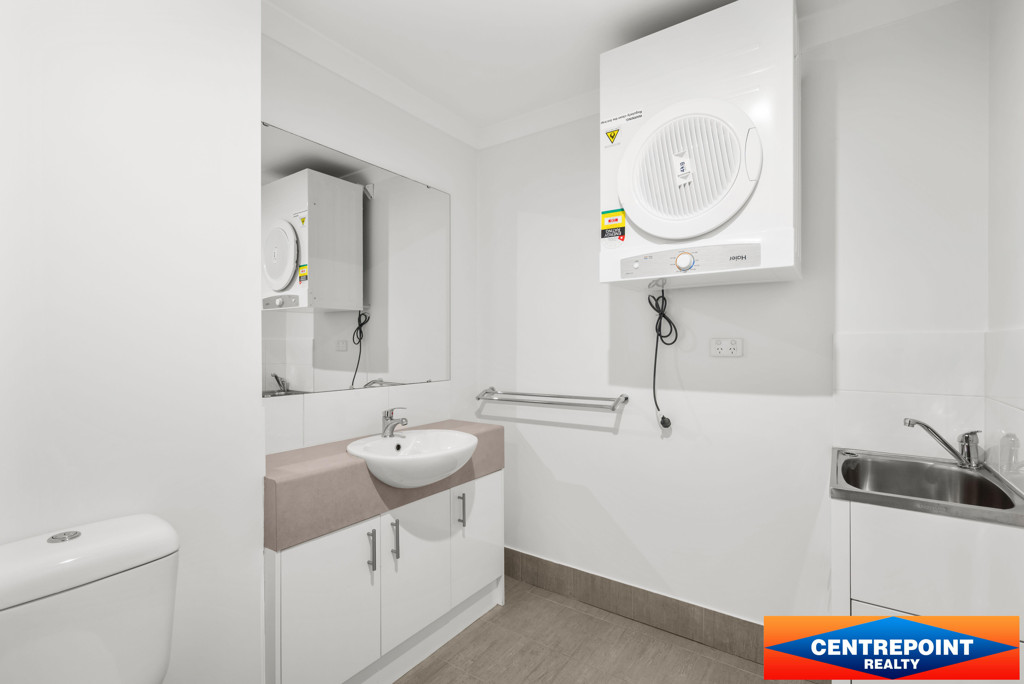 2x2 Apartment for  at CLOVERDALE
