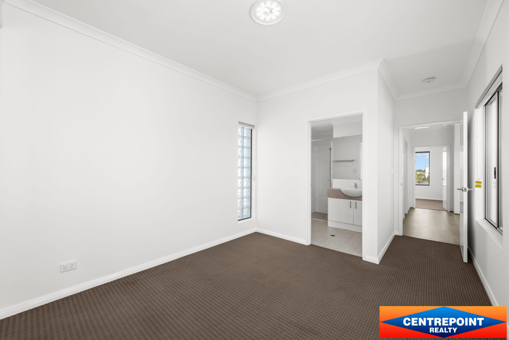 2x2 Apartment for  at CLOVERDALE