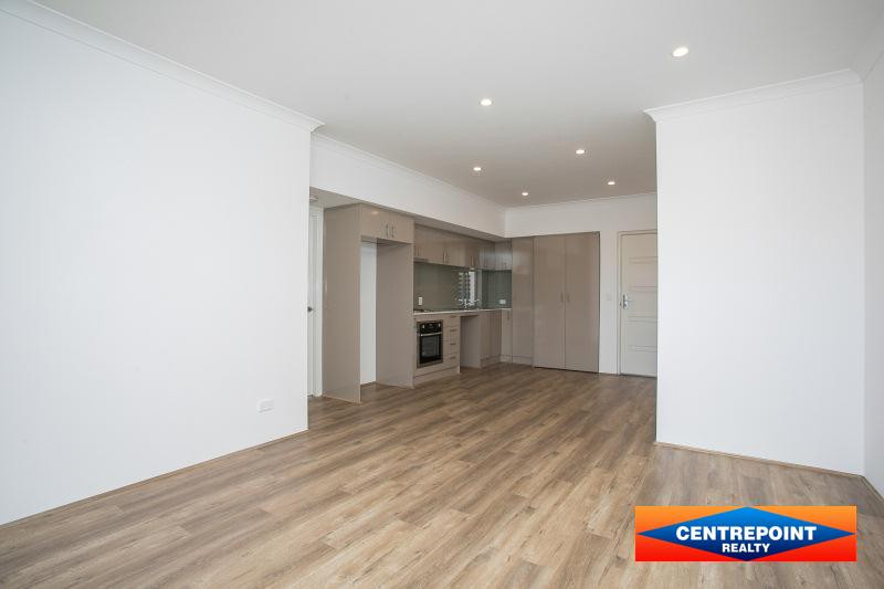 2x2 Apartment for  at MAYLANDS