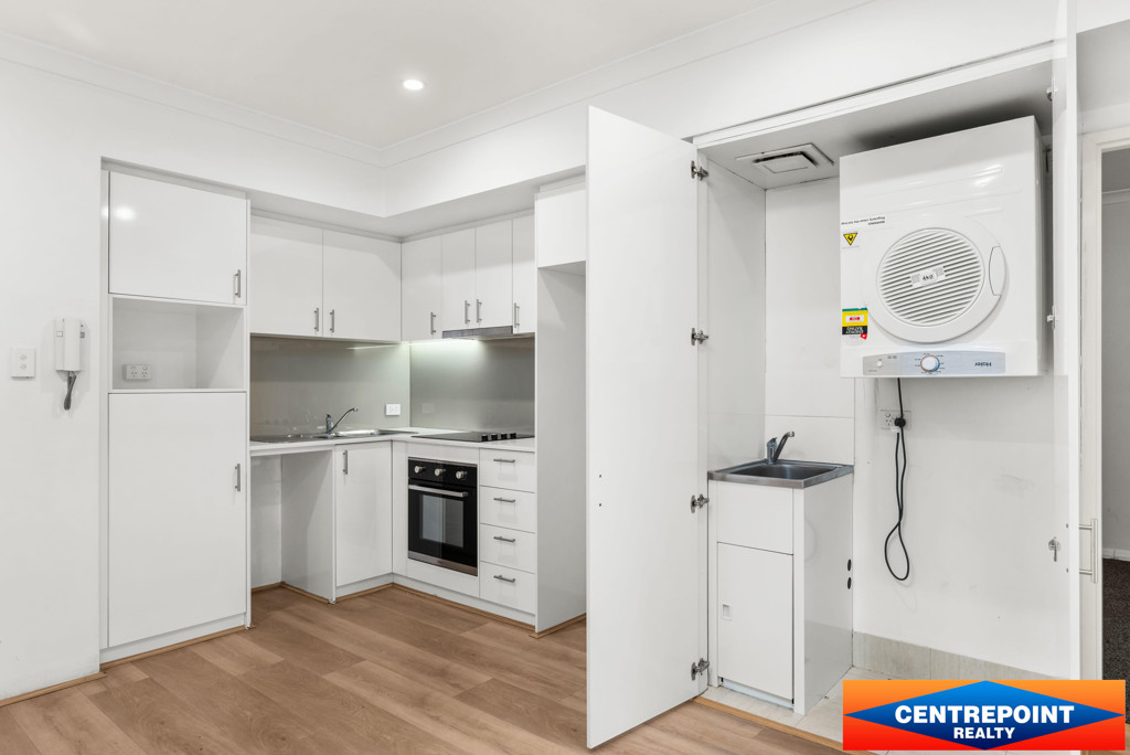 2x2 Apartment for  at MIDLAND