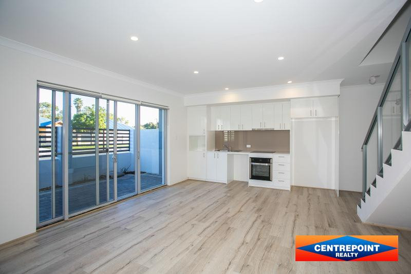 2x2 Apartment for  at MIDLAND