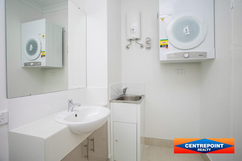 2x2 Apartment for  at MIDLAND