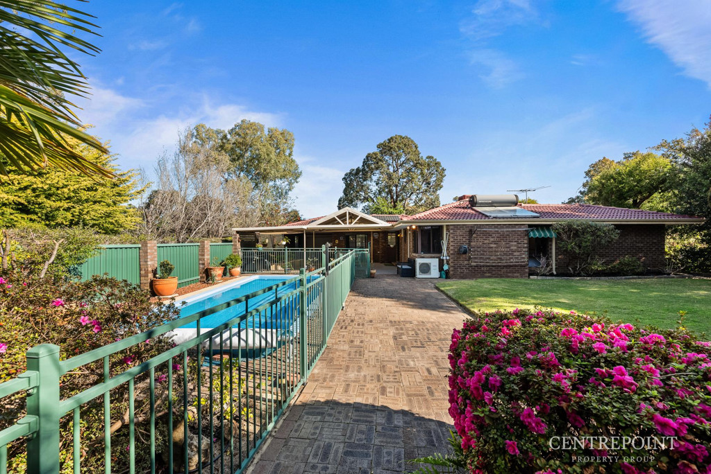 4x2 House for  at LESMURDIE