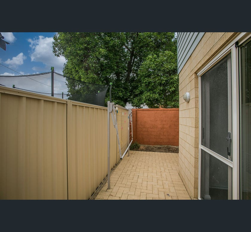 3x2 Townhouse for  at MIDLAND