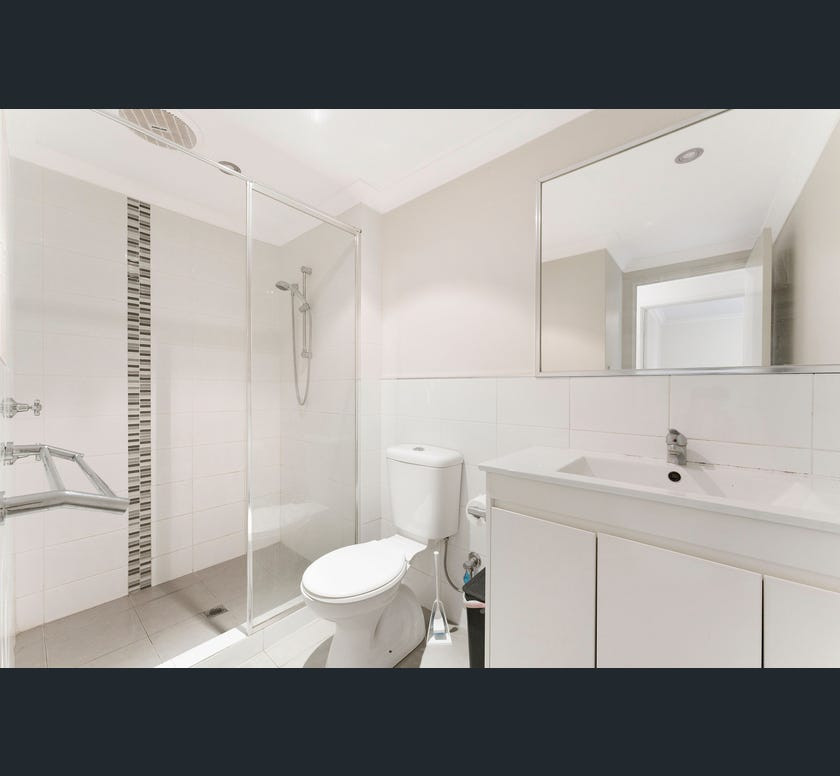 3x2 Townhouse for  at MIDLAND