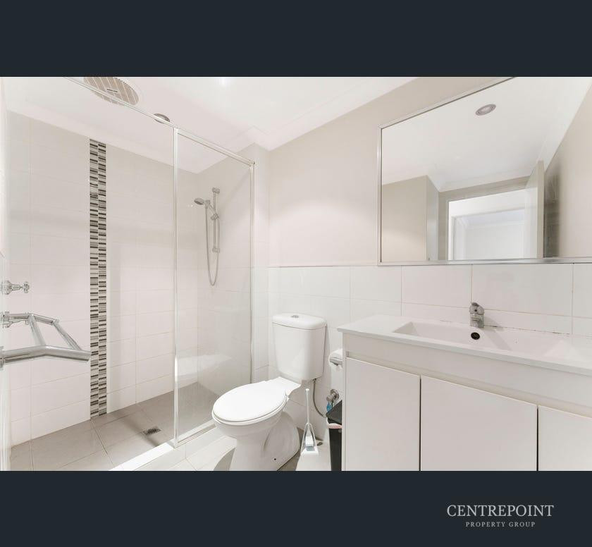 3x2 Townhouse for  at MIDLAND