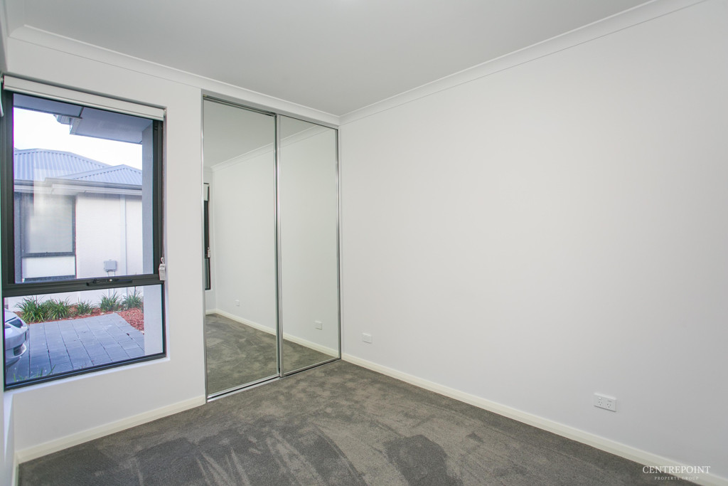 4x2 House for  at MIDLAND