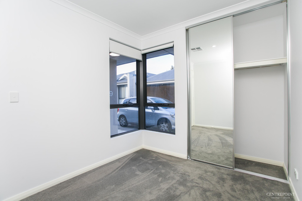 4x2 House for  at MIDLAND