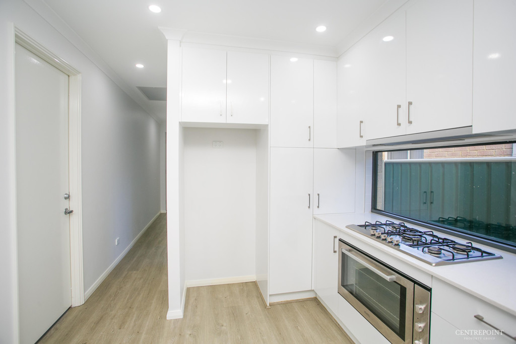 4x2 House for  at MIDLAND