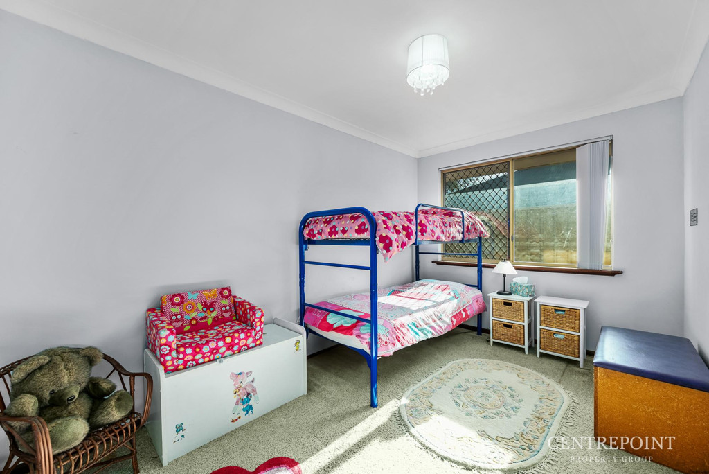 4x2 House for  at CANNING VALE