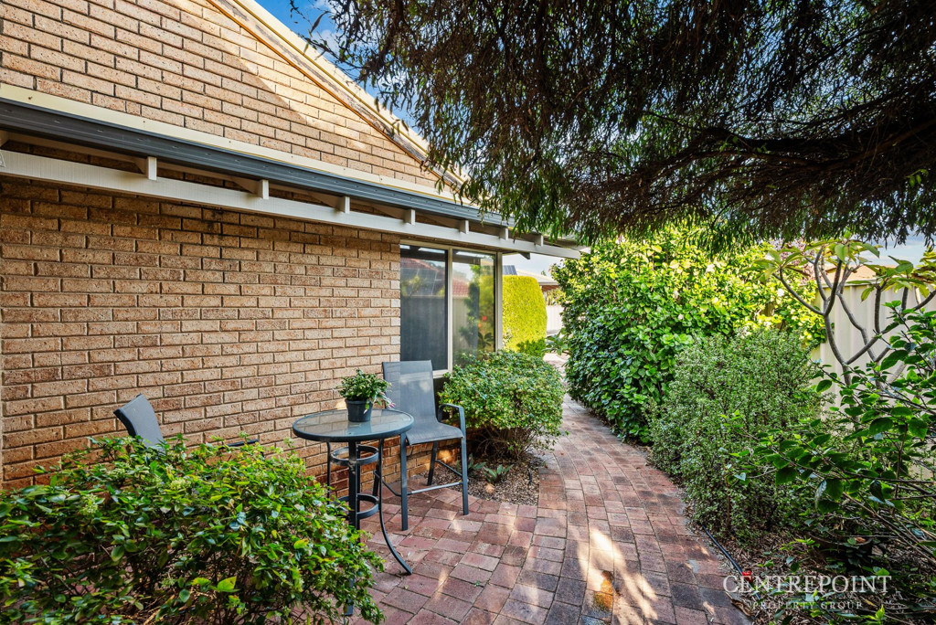 4x2 House for  at CANNING VALE