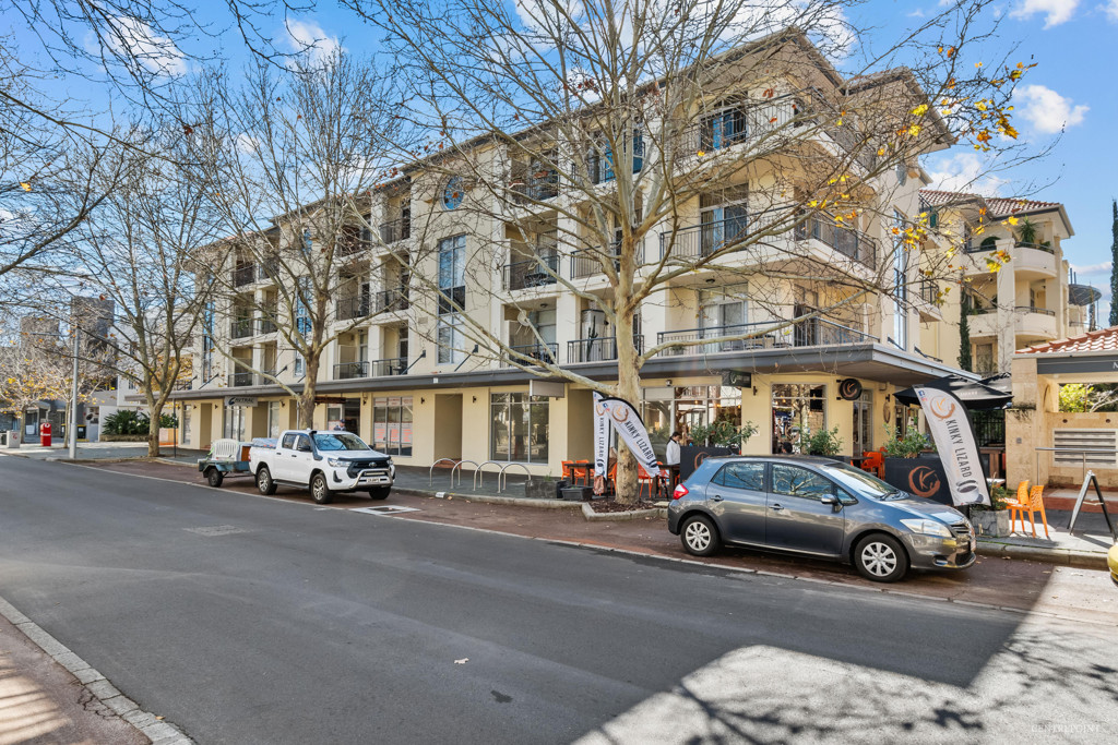 x Retail for  at EAST PERTH
