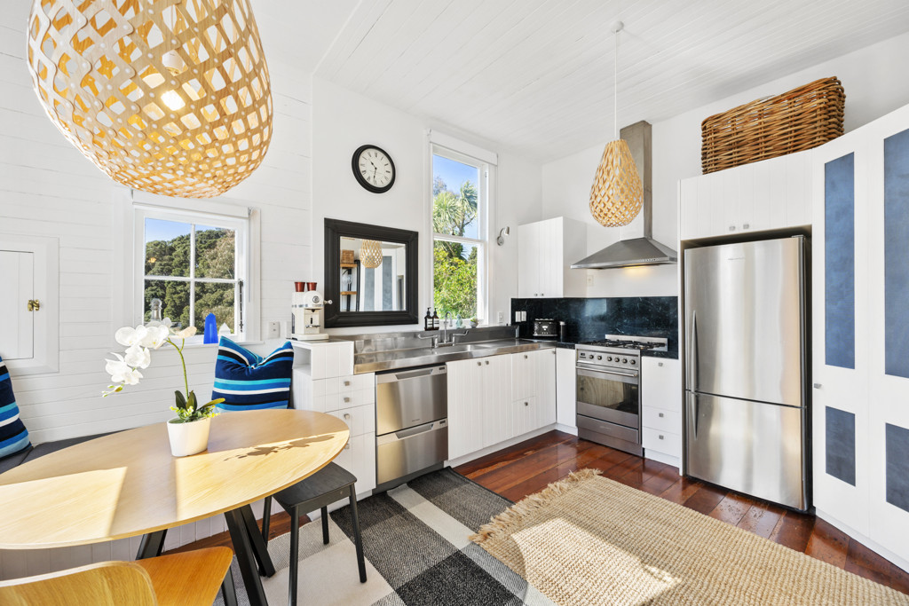 Property Image 6