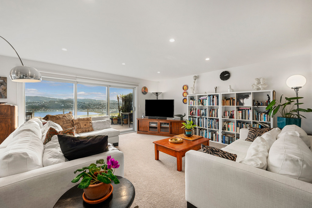 Living room 2