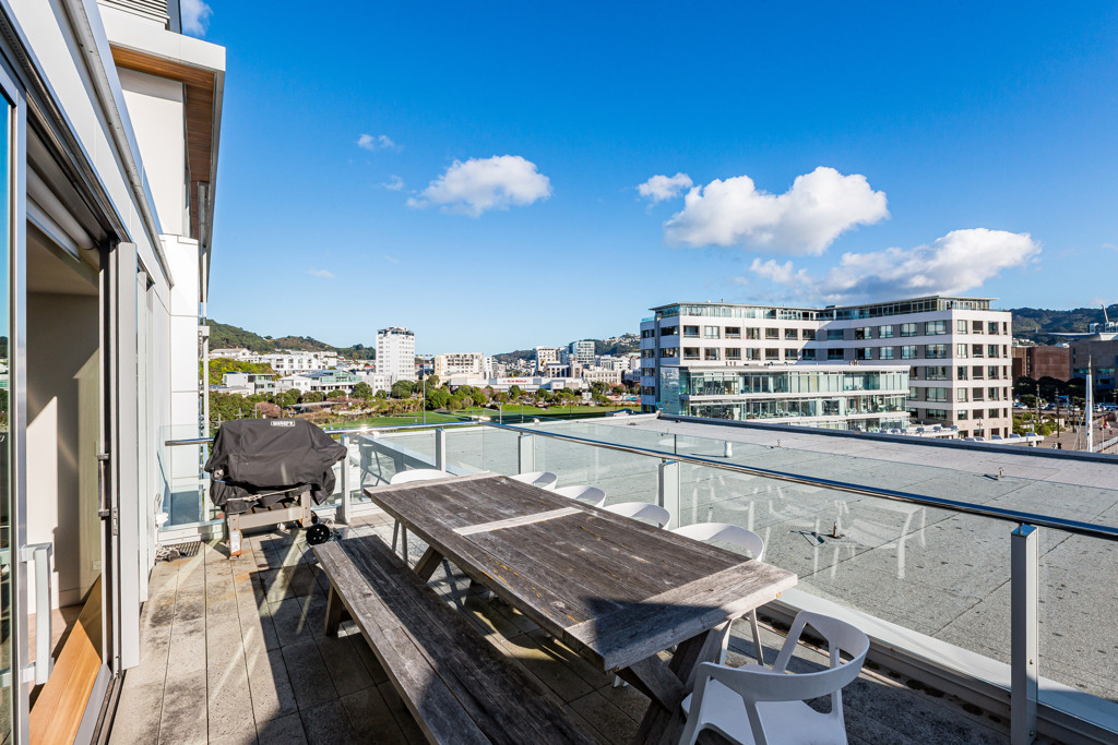 Property Image 6