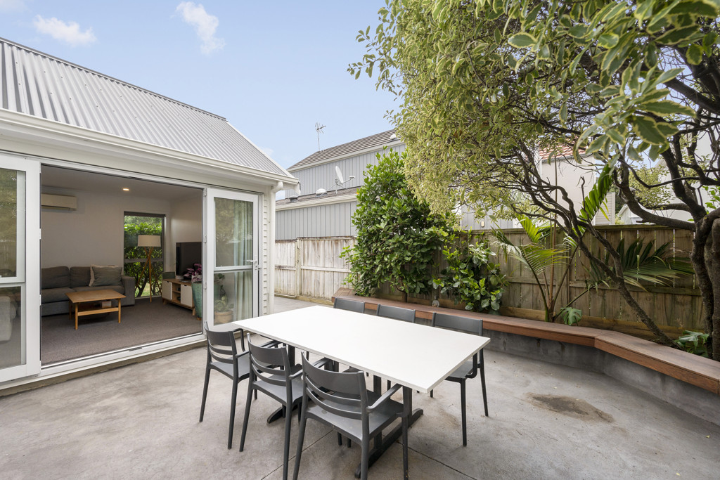 Property Image 4