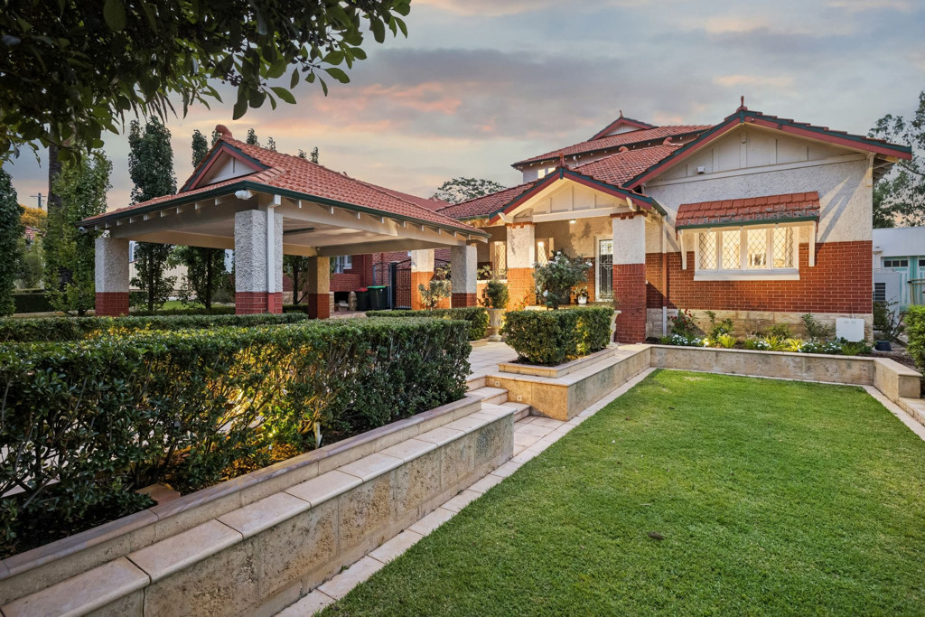 5 Mcpherson Street, Menora WA