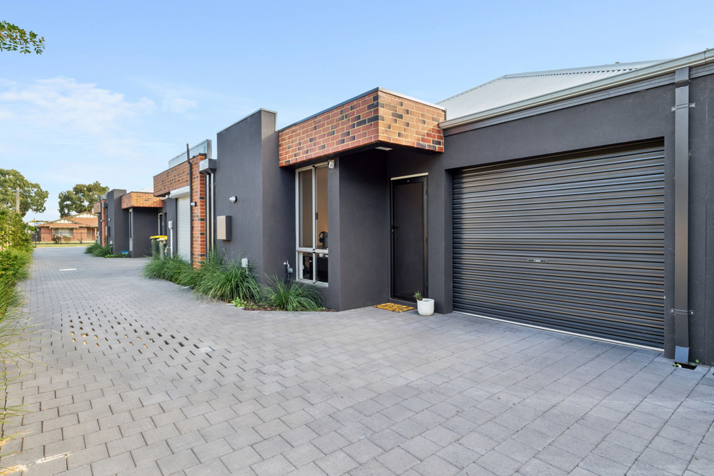 5/2 Wroxton Street, Midland WA