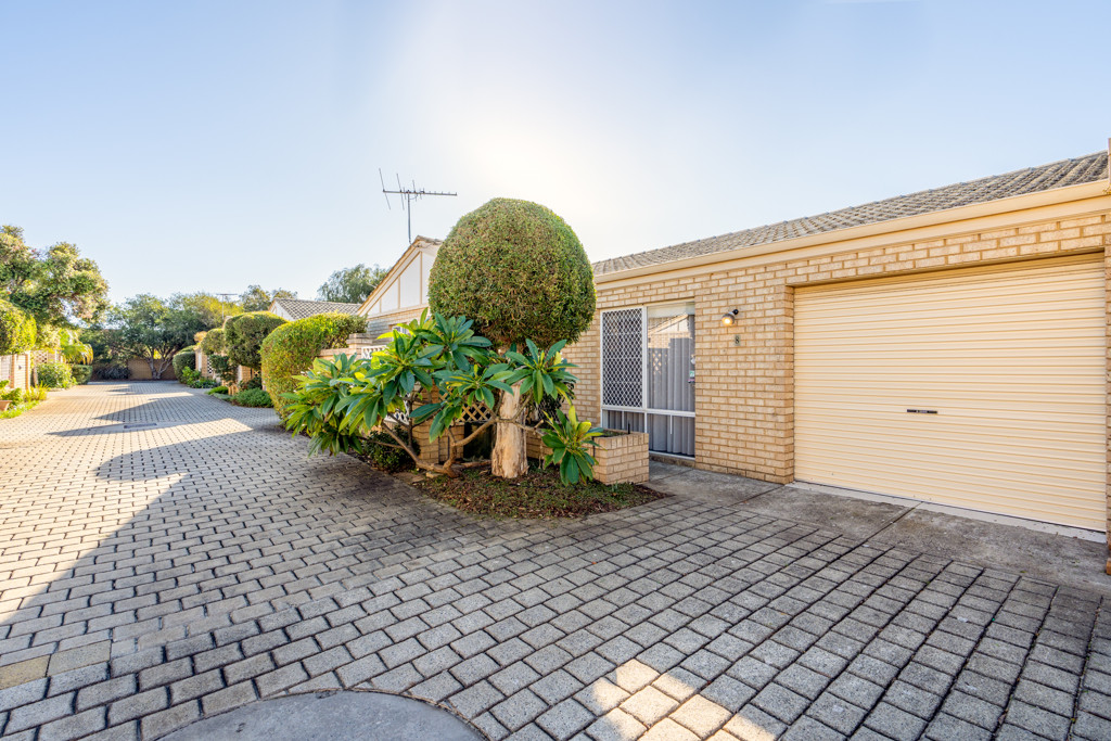 8/11 Bell Street, Rockingham WA