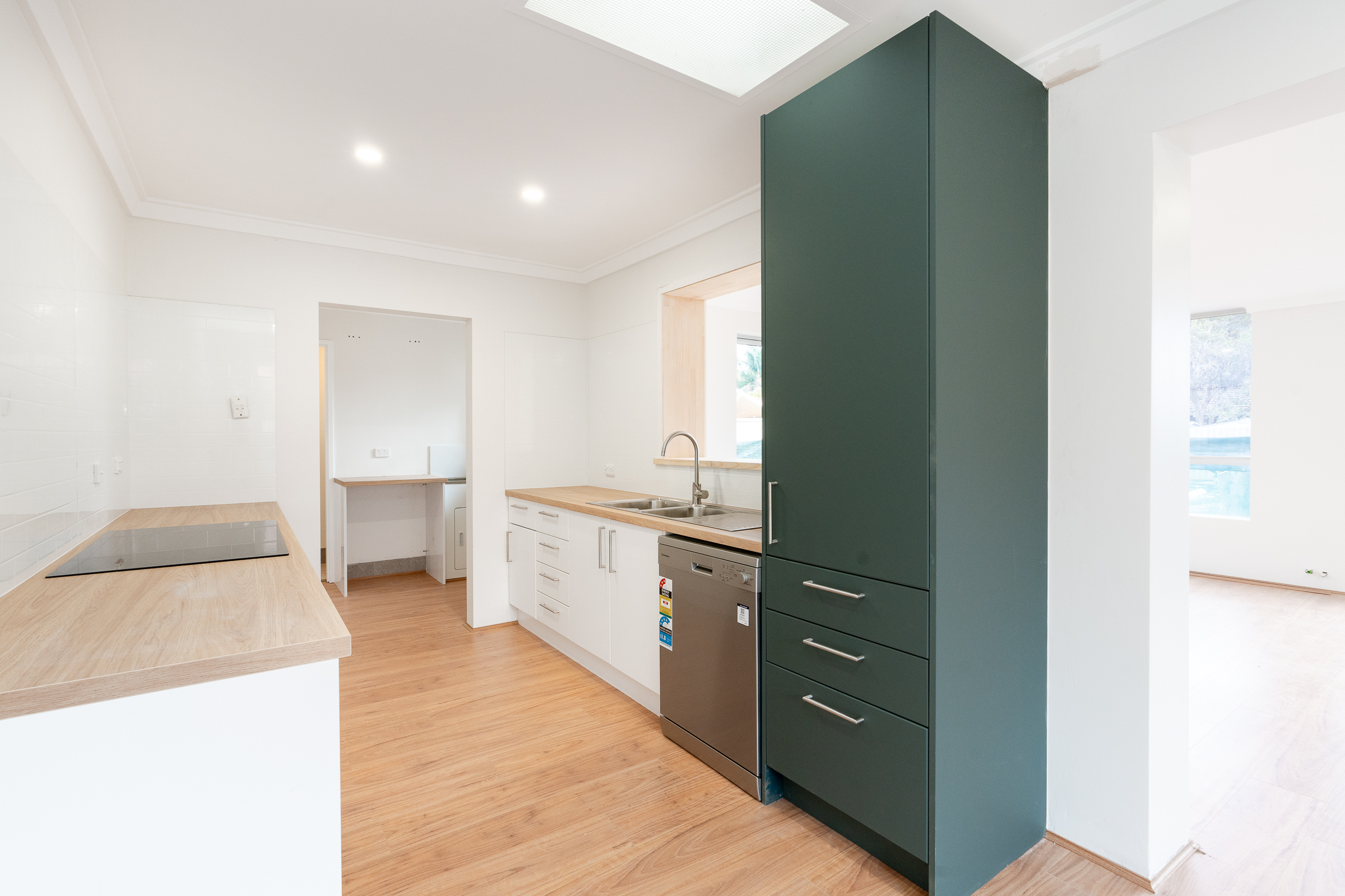 20 Dorchester Road, Forrestfield WA, Forrestfield - Thumbnail 5