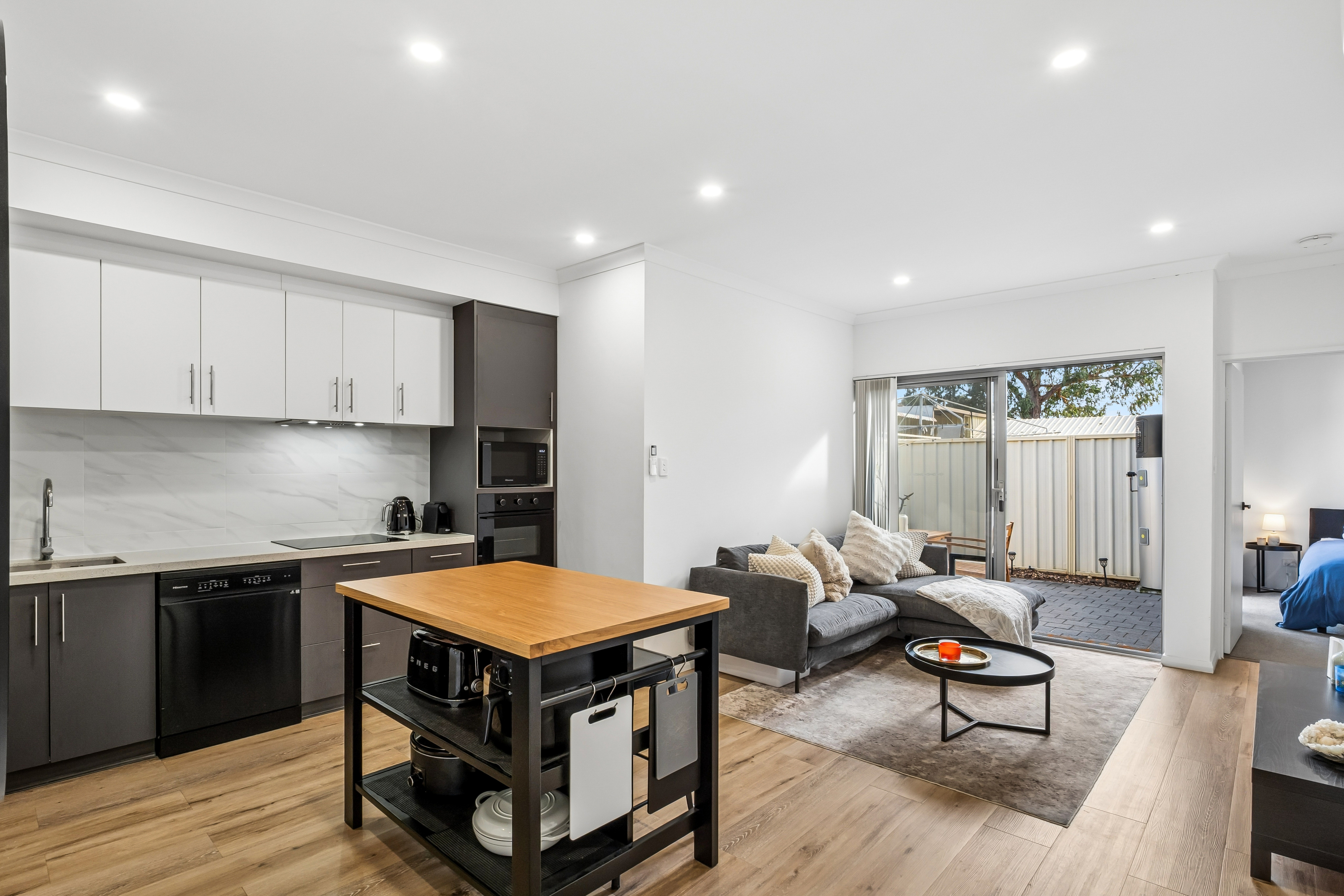 5/2 Wroxton Street, Midland WA, Midland - Thumbnail 3