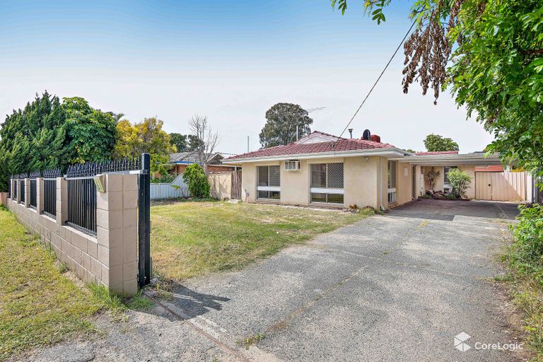 51 Connemara Drive, Thornlie WA