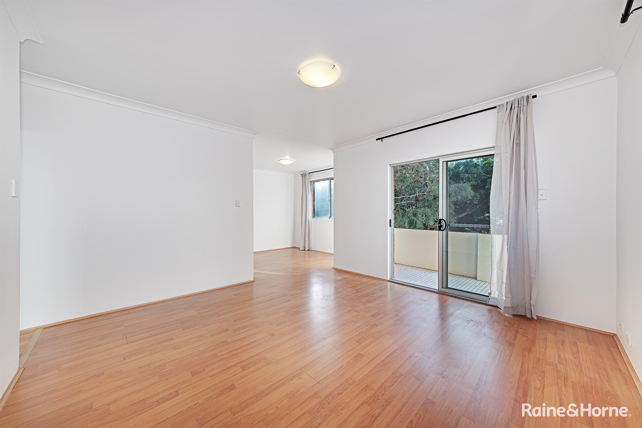 3/4 Duke Street, Kensington Leased by Raine & Horne Randwick | Coogee | Clovelly - image 2
