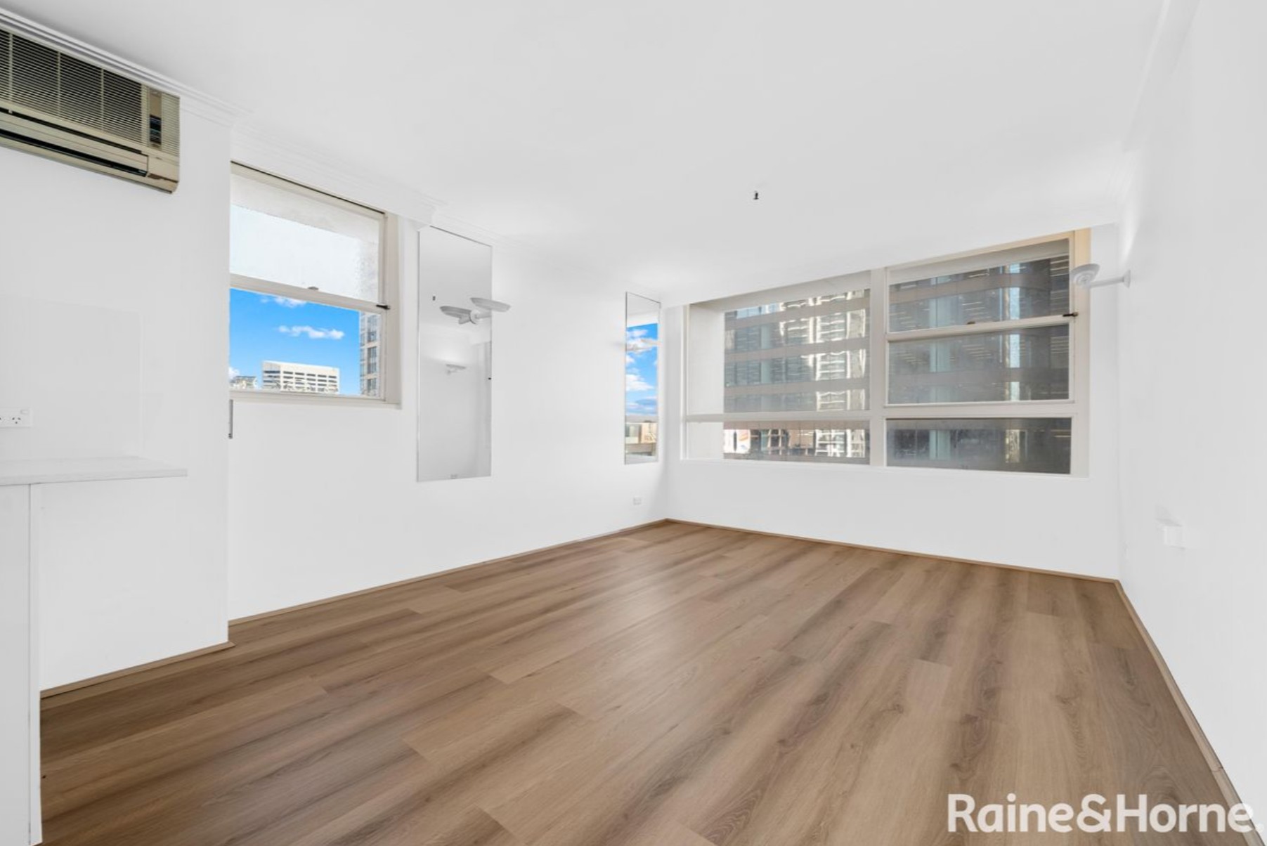 191/27 Park Street, Sydney Leased by Raine & Horne Randwick | Coogee | Clovelly - image 1