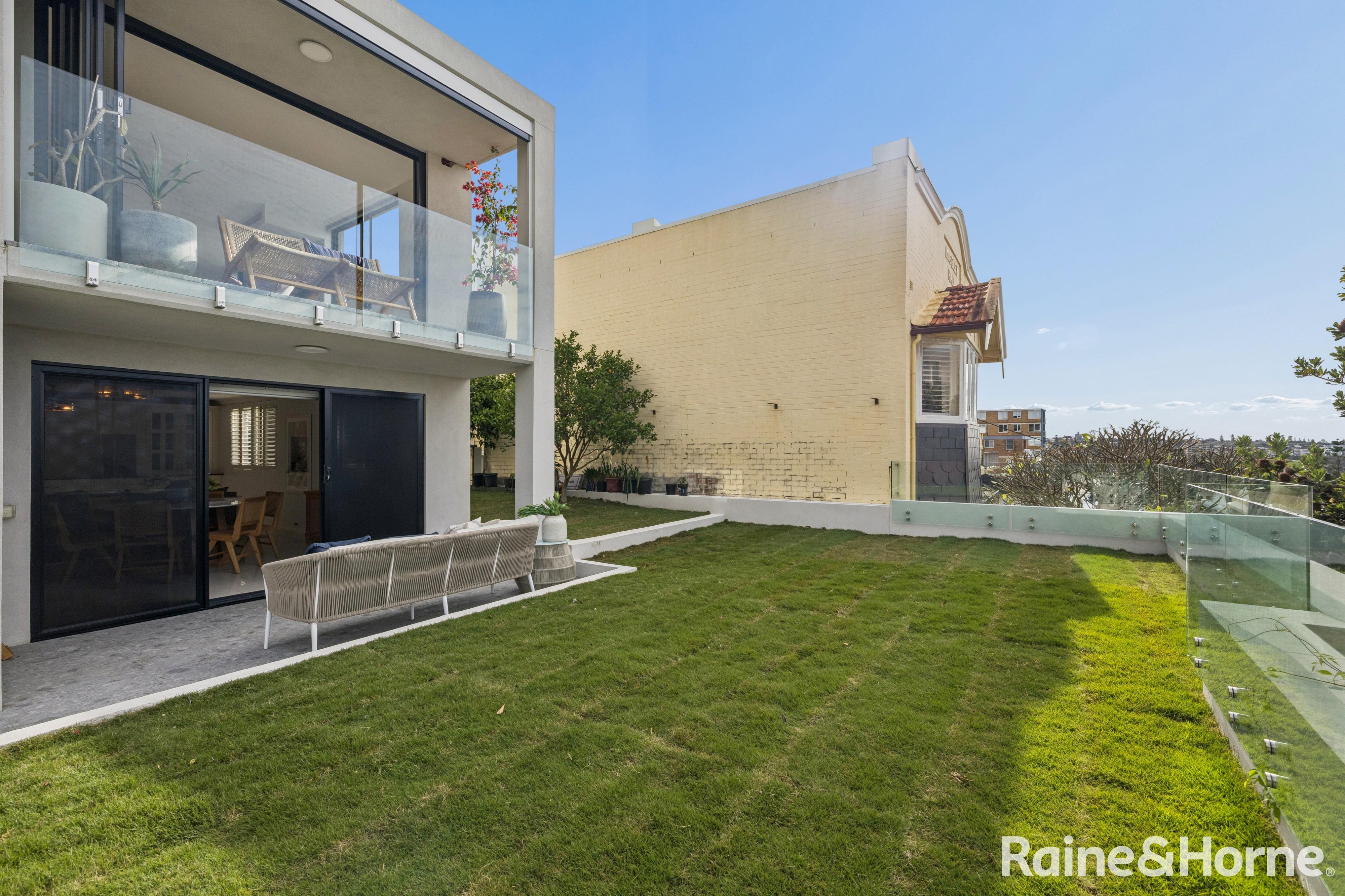 1/200 Beach Street, Coogee Auction by Raine & Horne Randwick | Coogee | Clovelly - image 10